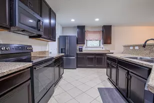 8928 Winding Valley Dr, Fort Worth, TX 76244 - Photo 10