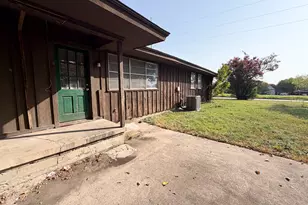 101 W Latimer St, Ennis, TX 75119 - Photo 20