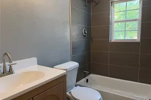 2504 Normont Cir, Fort Worth, TX 76103 - Photo 16