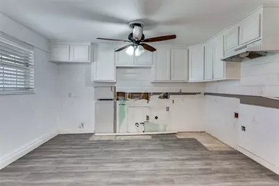 2625 Frazier Avenue, Fort Worth, TX 76110 - Photo 6
