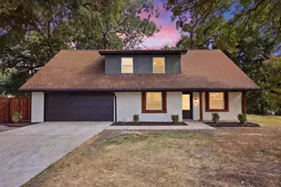2123 Greenbriar Ln, Plano, TX 75074 - Photo 1