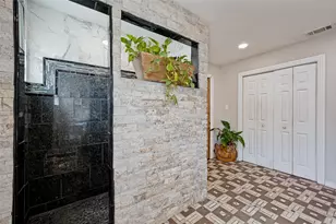 1008 E Russell Ave, Carrollton, TX 75006 - Photo 18