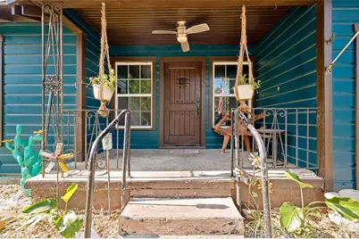 1008 E Russell Avenue, Carrollton, TX 75006 - Photo 2