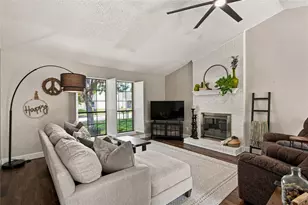 911 Rolling Brook Ln, Coppell, TX 75019 - Photo 6