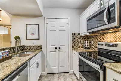 819 Binbrook Drive, Mesquite, TX 75149 - Photo 8
