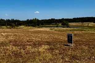 2005 Hilltop Cv, Springtown, TX 76082 - Photo 2