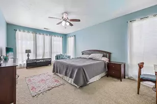 1129 Mourning Dove Dr, Burleson, TX 76028 - Photo 10