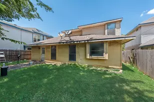 902 Ashmount Ln, Arlington, TX 76017 - Photo 28