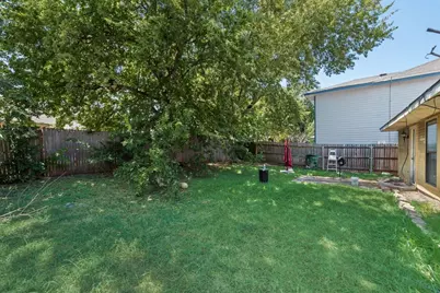 902 Ashmount Lane, Arlington, TX 76017 - Photo 26