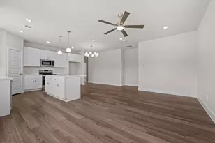 2623 Creekview Dr, Granbury, TX 76048 - Photo 16