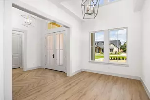 2188 Middlewood Cir, Granbury, TX 76049 - Photo 6