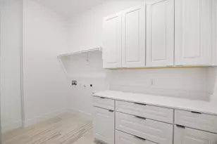 2188 Middlewood Cir, Granbury, TX 76049 - Photo 28