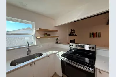 106 W Jeter Street, Mabank, TX 75147 - Photo 6