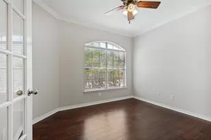 15721 Landing Creek Ln, Fort Worth, TX 76262 - Photo 4