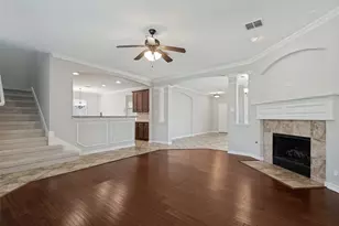 15721 Landing Creek Ln, Fort Worth, TX 76262 - Photo 6