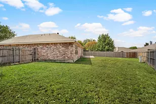 5509 Timber Ridge Ct, Watauga, TX 76137 - Photo 30