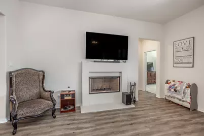 3520 Austin Street, Gainesville, TX 76240 - Photo 12