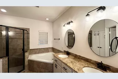 2209 Kirby Street, Dallas, TX 75204 - Photo 14