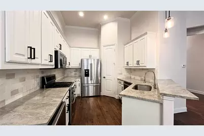 2209 Kirby Street, Dallas, TX 75204 - Photo 2