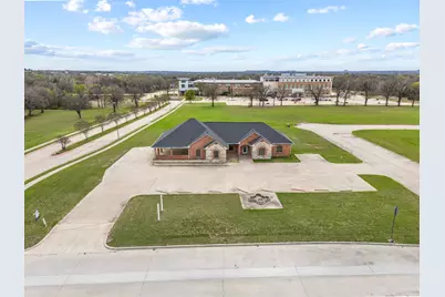 401 Center Ct Drive, Bridgeport, TX 76426 - Photo 24