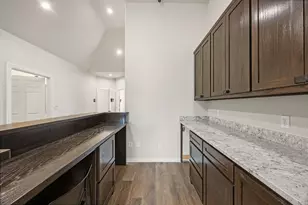 401 Center Ct Dr, Bridgeport, TX 76426 - Photo 6