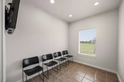 401 Center Ct Drive, Bridgeport, TX 76426 - Photo 10