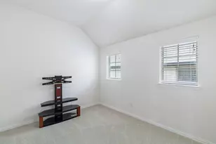 400 Warwick Blvd, Lewisville, TX 75056 - Photo 12