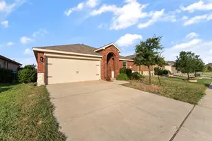 2427 Karnack Dr, Forney, TX 75126 - Photo 2