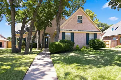 8321 Brandonwood Drive, North Richland Hills, TX 76182 - Photo 2
