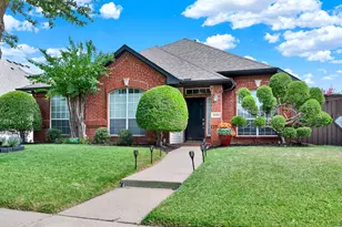 10410 Hunter Run, Frisco, TX 75035 - Photo 2