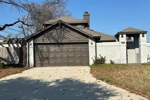 3925 Capricorn Ct, Plano, TX 75023 - Photo 2
