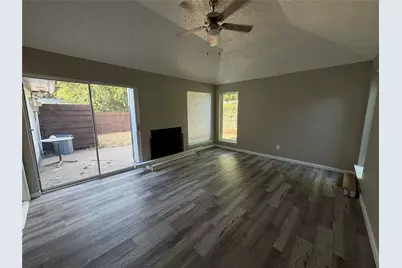 10231 Ridge Oak Street, Dallas, TX 75227 - Photo 8