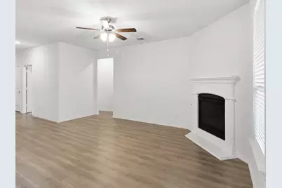 10407 Twisting Springs Drive, Aubrey, TX 76227 - Photo 8