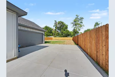 821 S Ayers Avenue, Fort Worth, TX 76103 - Photo 22