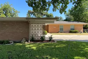 4616 Fawn Dr, Fort Worth, TX 76132 - Photo 2