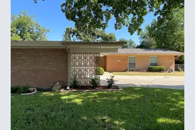 4616 Fawn Drive, Fort Worth, TX 76132 - Photo 2