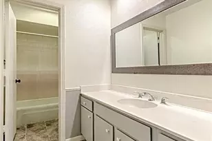 2601 Country Pl, Carrollton, TX 75006 - Photo 16