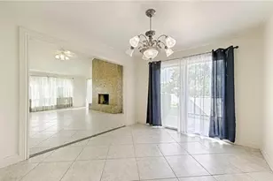 2601 Country Pl, Carrollton, TX 75006 - Photo 6