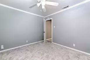 2601 Country Pl, Carrollton, TX 75006 - Photo 18
