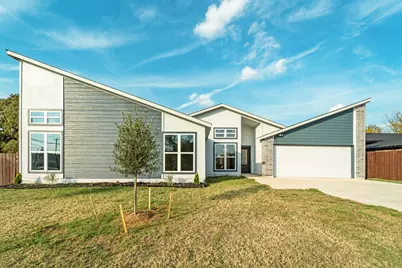 11915 Carson, Balch Springs, TX 75180 - Photo 2