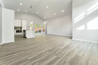 11915 Carson, Balch Springs, TX 75180 - Photo 6