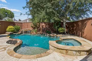 7913 Morningdew Dr, Plano, TX 75025 - Photo 2