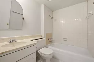 2015 Inverness Dr, Carrollton, TX 75007 - Photo 16