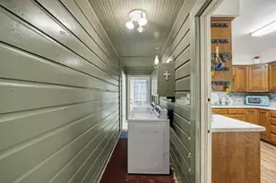 204 W 7th St, Irving, TX 75060 - Photo 18