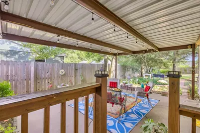 204 W 7th Street, Irving, TX 75060 - Photo 30