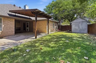 1077 Westgrove Dr, Saginaw, TX 76179 - Photo 20