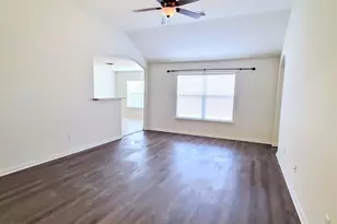 1314 Shumard Dr, Princeton, TX 75407 - Photo 2