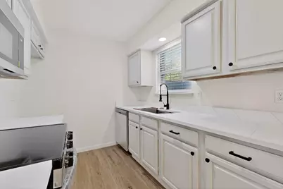 925 Cedar Terrace, Cedar Hill, TX 75104 - Photo 6