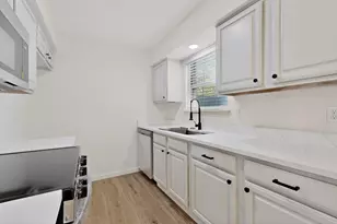 925 Cedar Terrace, Cedar Hill, TX 75104 - Photo 6