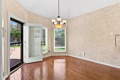 3310 Moss Creek Drive, Grapevine, TX 76051 - Photo 12